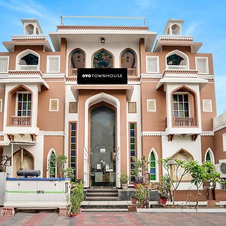 Super Townhouse Mansarovar Near Metro Station Dzsaipur Kültér fotó