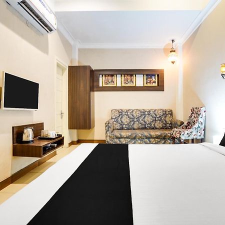 Super Townhouse Mansarovar Near Metro Station Dzsaipur Kültér fotó
