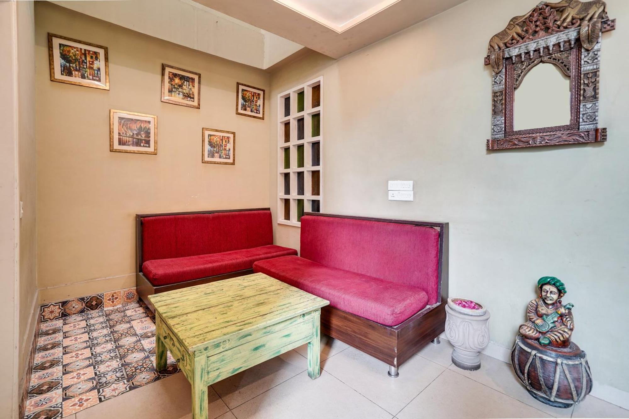 Super Townhouse Mansarovar Near Metro Station Dzsaipur Kültér fotó