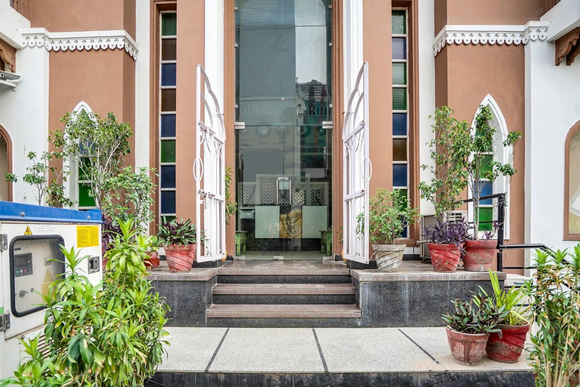 Super Townhouse Mansarovar Near Metro Station Dzsaipur Kültér fotó