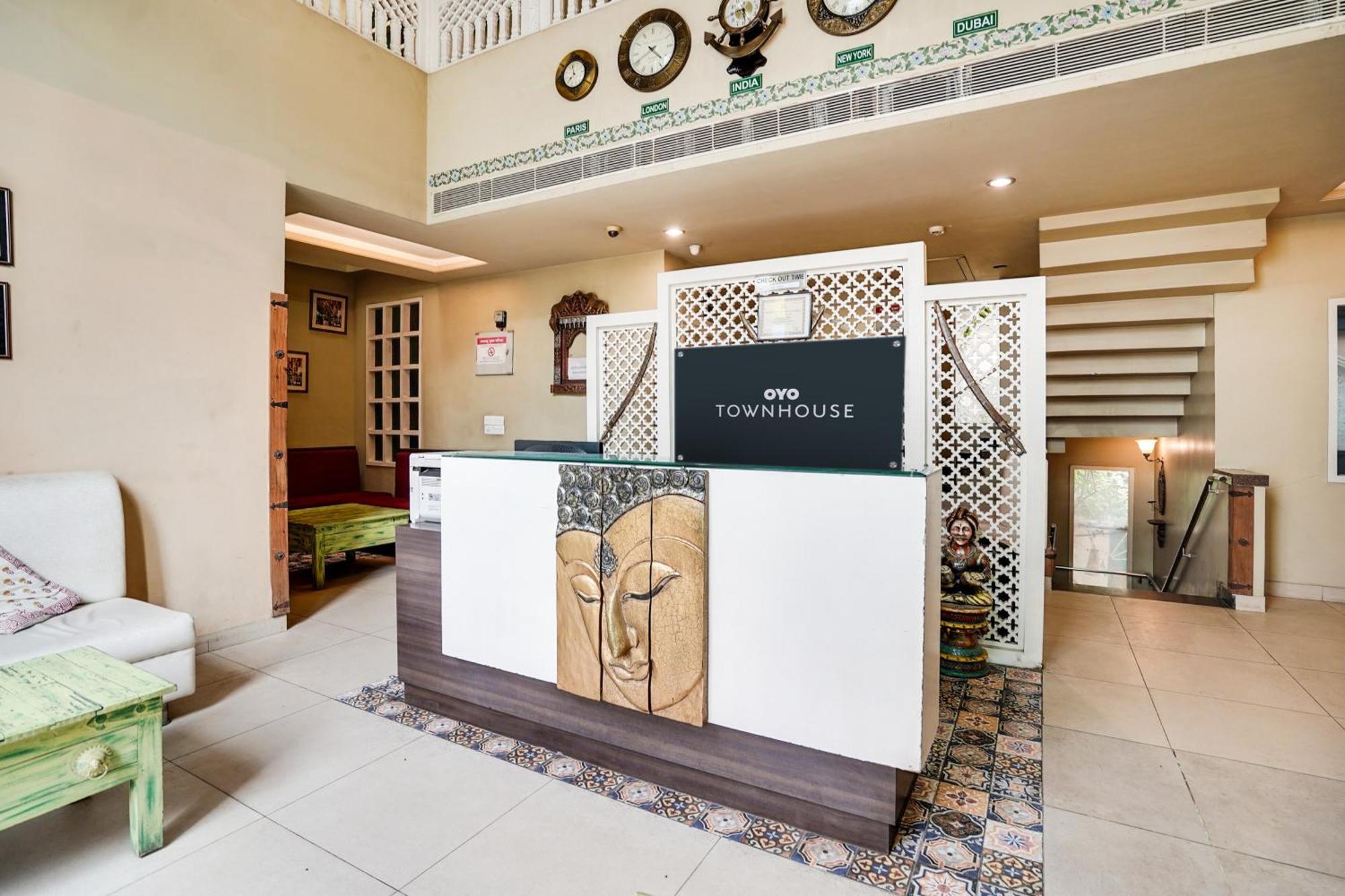 Super Townhouse Mansarovar Near Metro Station Dzsaipur Kültér fotó