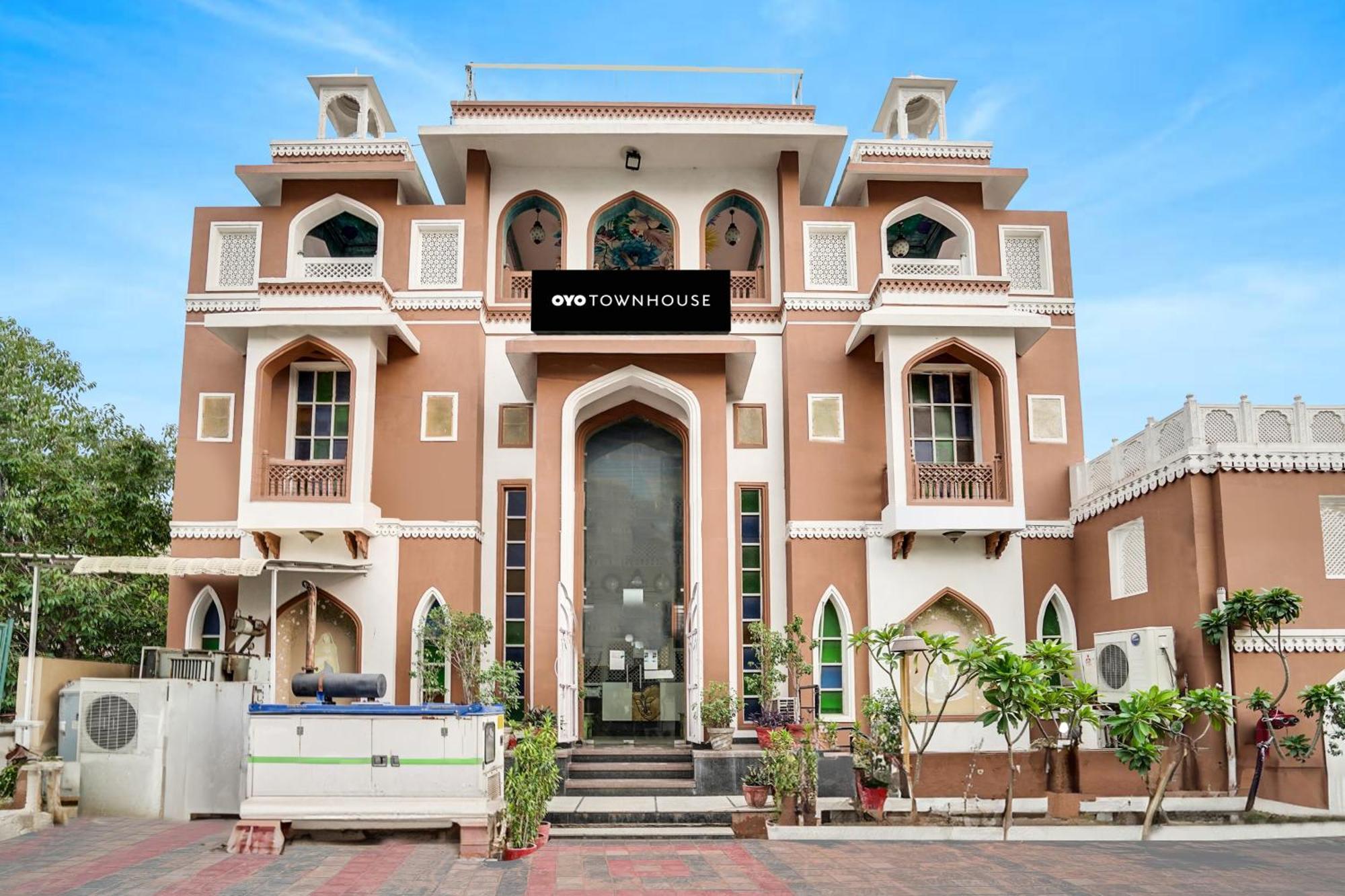 Super Townhouse Mansarovar Near Metro Station Dzsaipur Kültér fotó