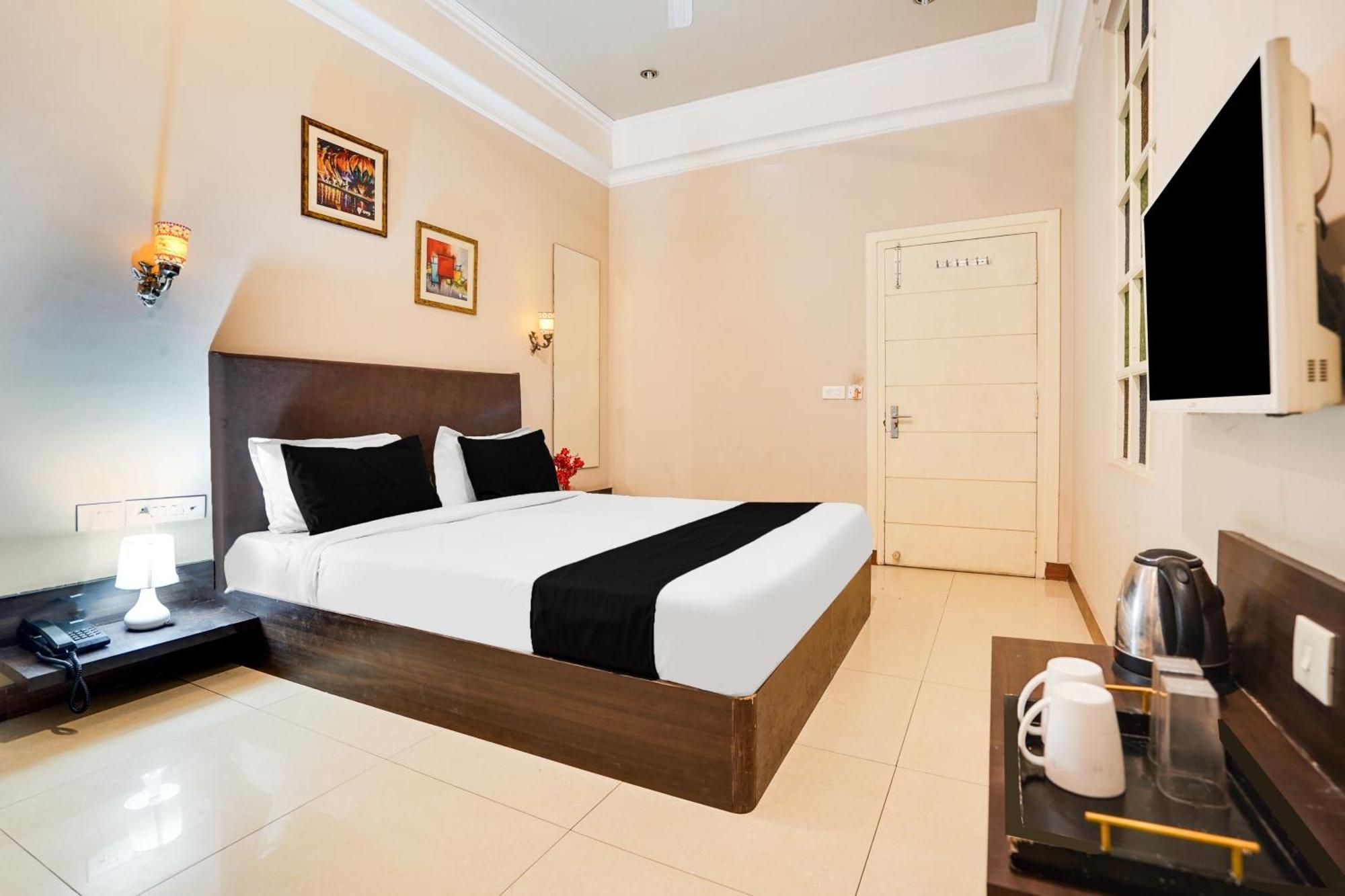 Super Townhouse Mansarovar Near Metro Station Dzsaipur Kültér fotó