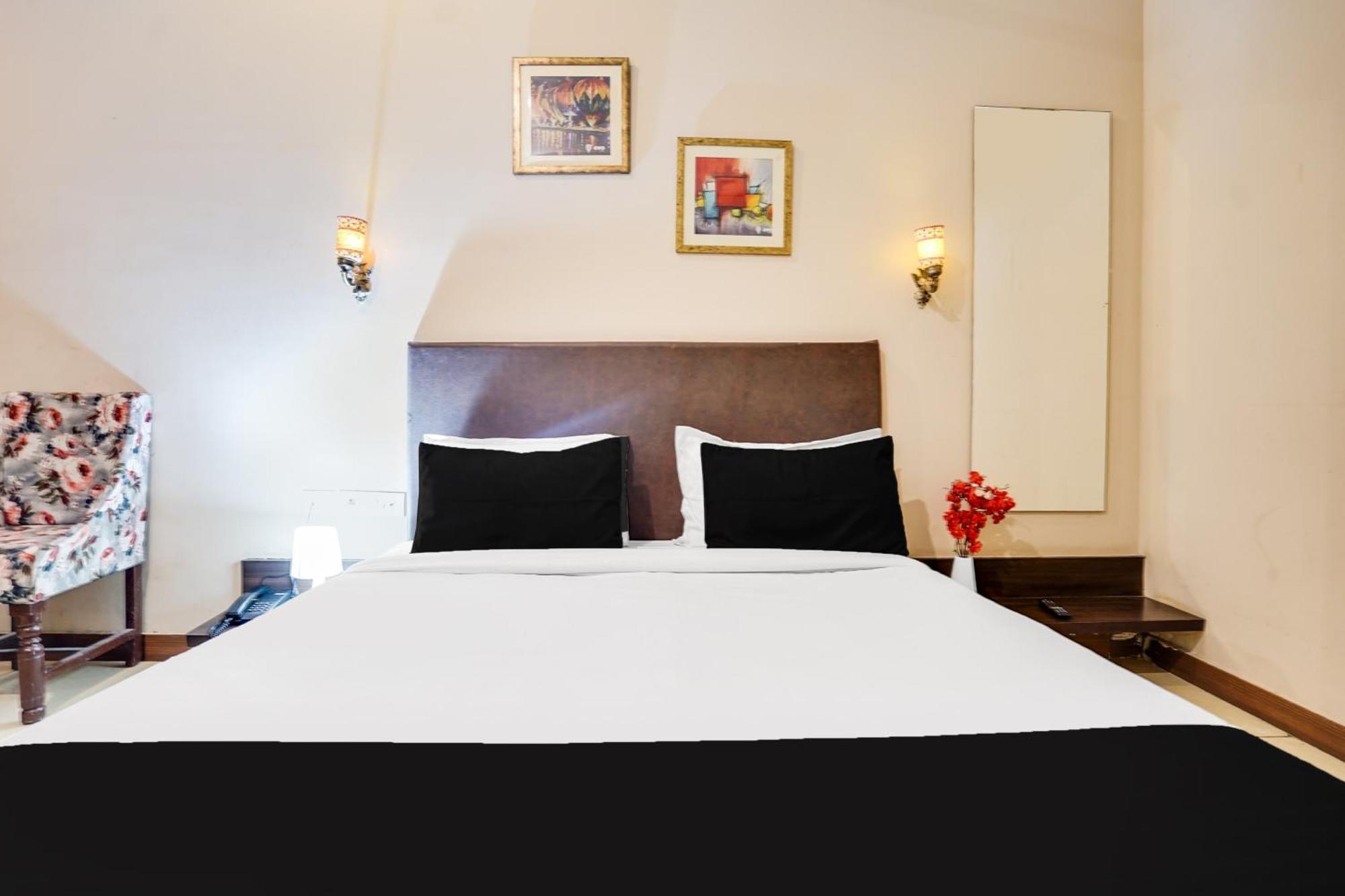 Super Townhouse Mansarovar Near Metro Station Dzsaipur Kültér fotó