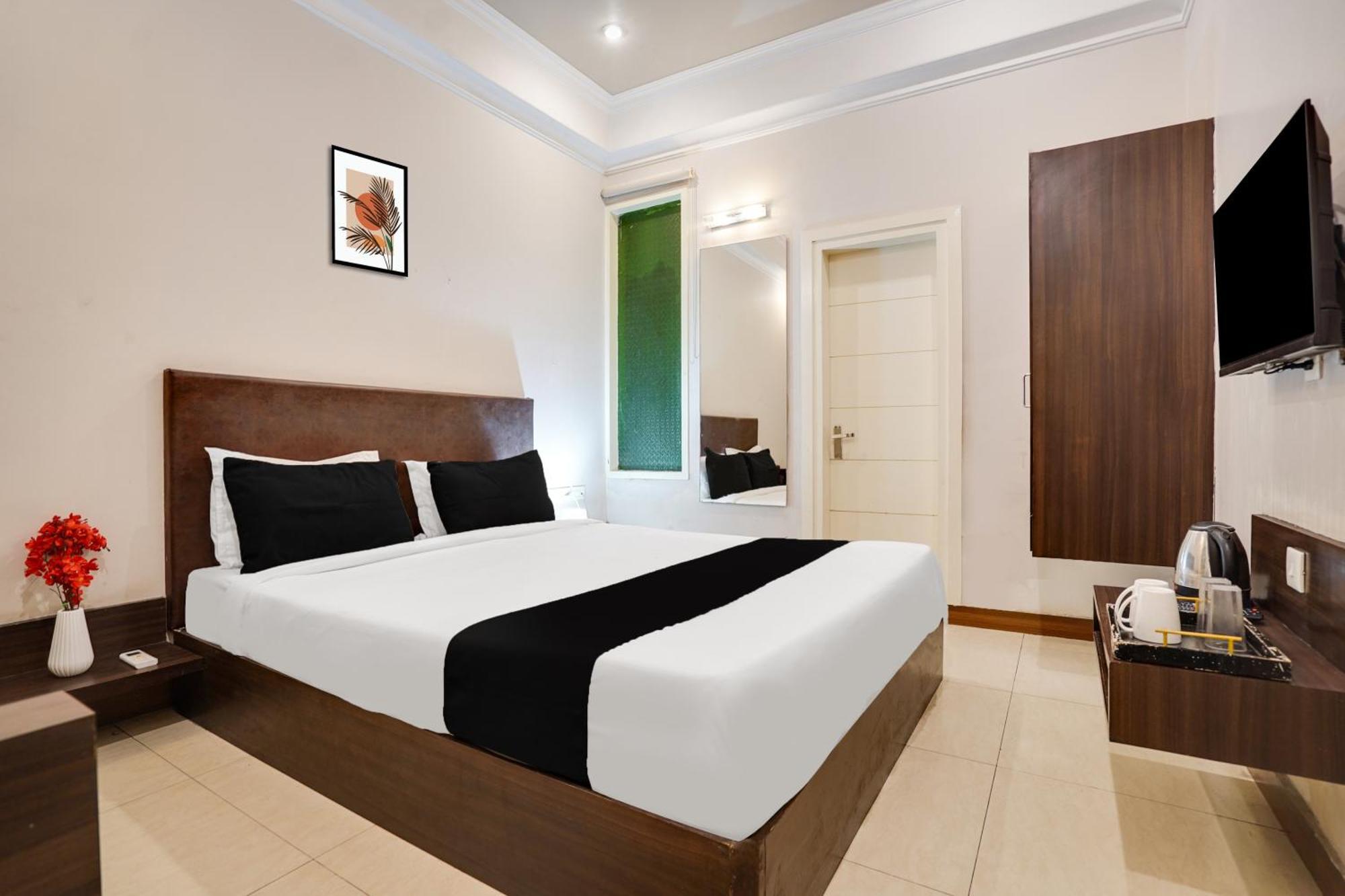 Super Townhouse Mansarovar Near Metro Station Dzsaipur Kültér fotó